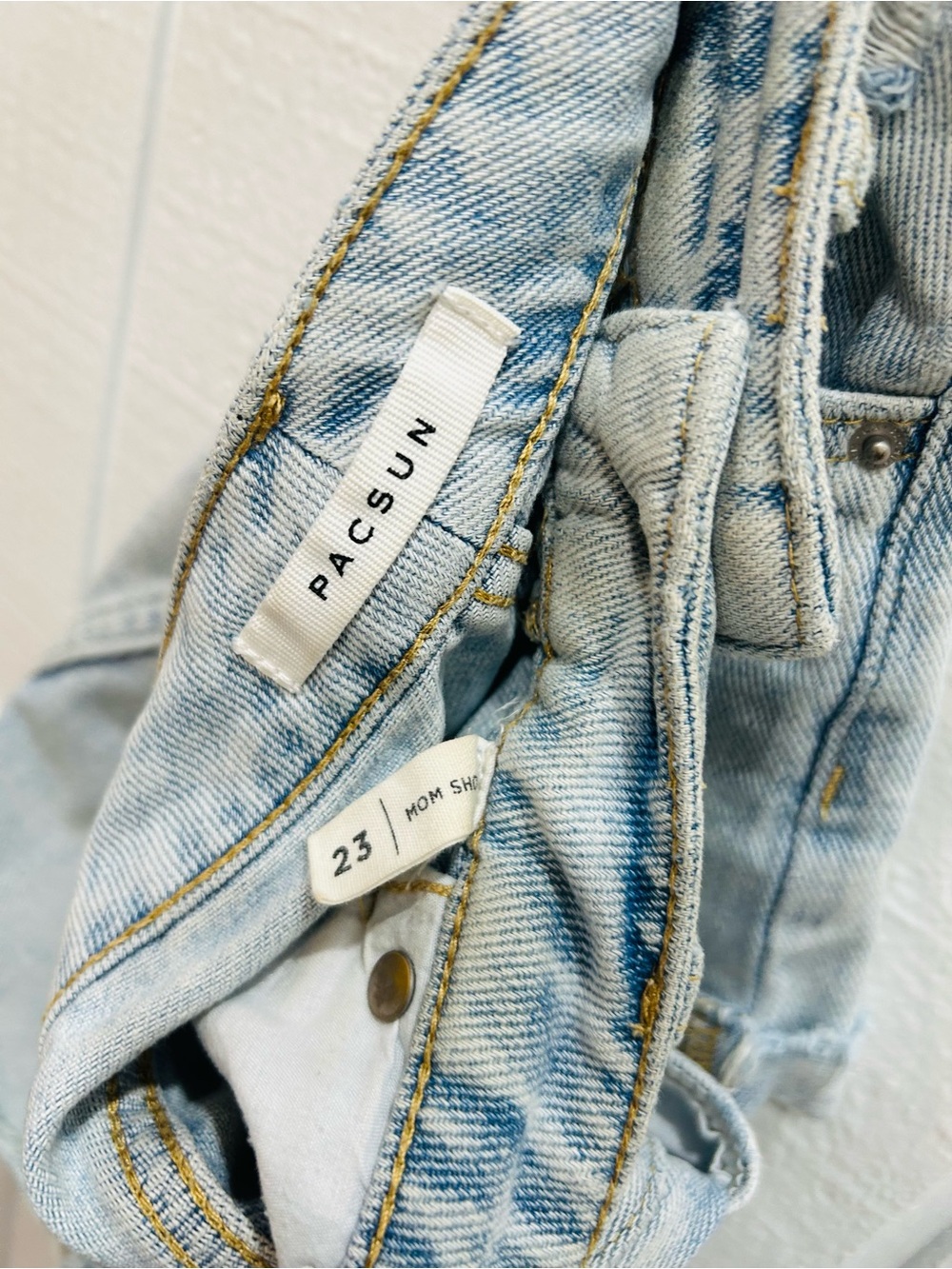 PacSun Light Wash Distressed Denim Cutoff Shorts - Picture 4 of 5